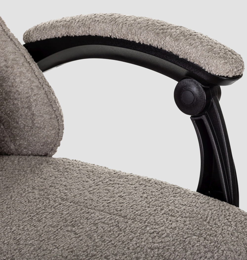 Кресло игровое Knight Lord/F Camby 20 (ткань, с подставкой для ног)