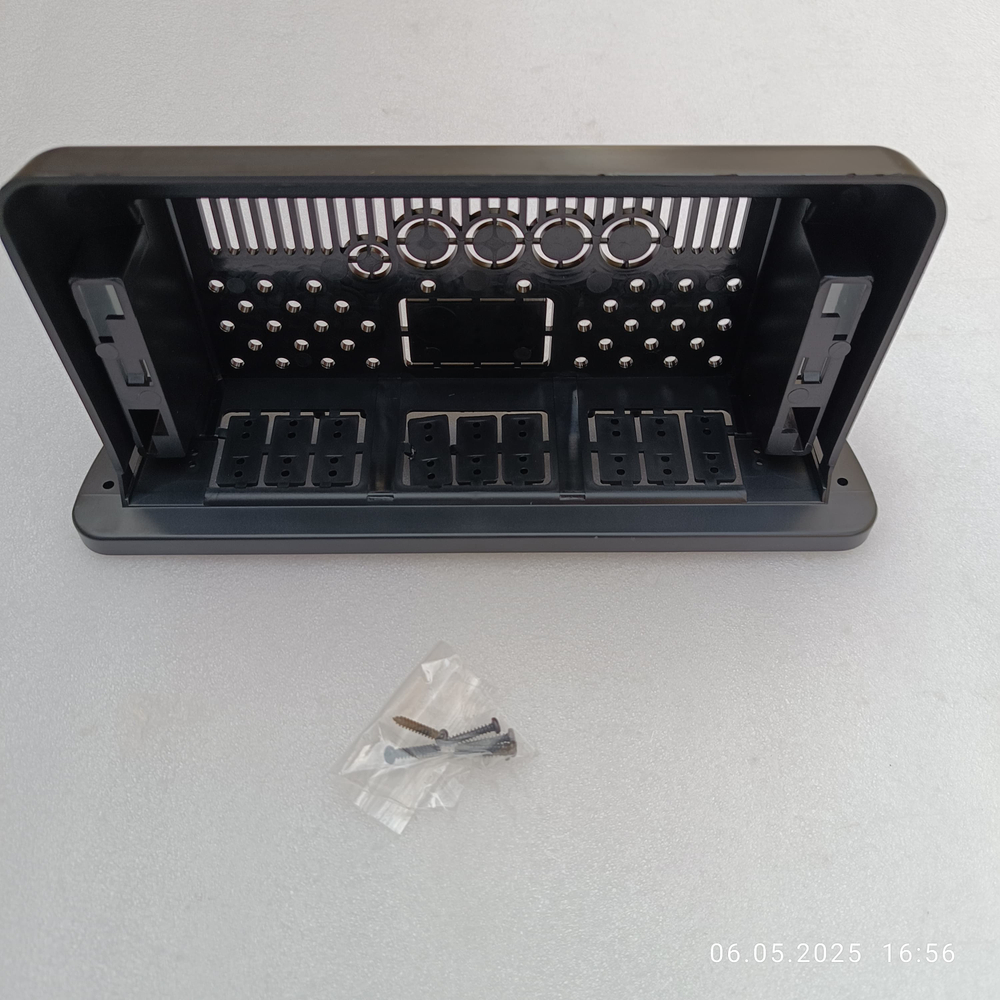 Магнитола на верх панели авто (рамка LUX) - Teyes LUX ONE 360 монитор 12.3" 2K QLED на Android 10, 6Гб+128Гб, CarPlay, 4G SIM-слот, 4 камеры в комплекте