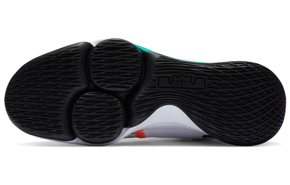 Кроссовки Nike Witness 5 Lebron Ep