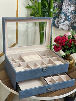 Шкатулка ДЛЯ Украшений 230В