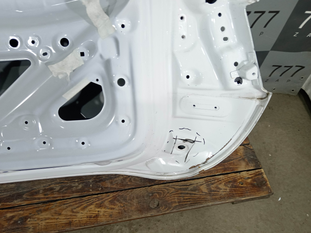 Крышка багажника Aito M7 22-нв Б/У Оригинал 6301000SY01D