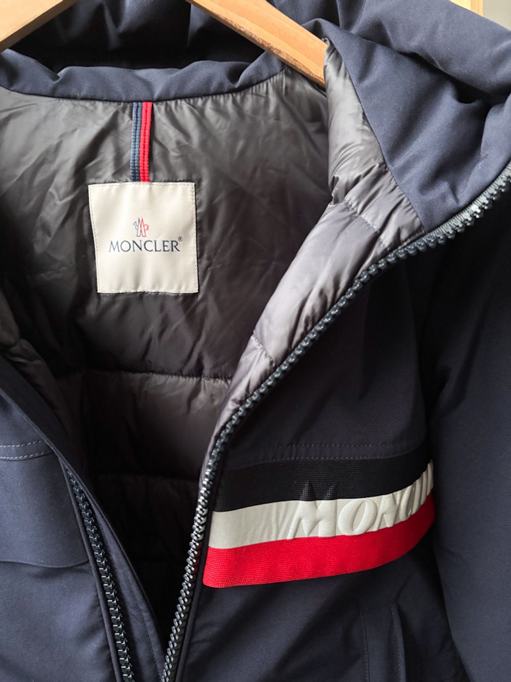 Новая пуховая куртка Moncler, 152