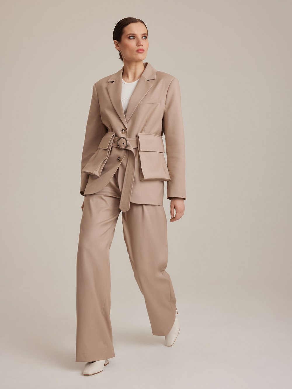 Жакет объемный с мужского плеча из итальянской ткани бежевый