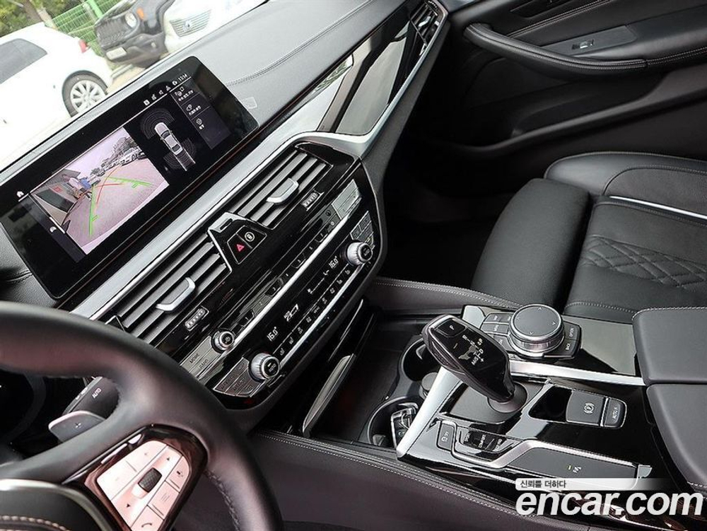 BMW 5 Series (G30) 530i xDrive Luxury Plus (11.2019)