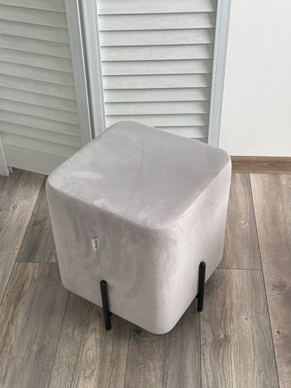 Пуф для гостиной ФЕЛИКС квадратный светло-серый BM-4, велюр / черный каркас