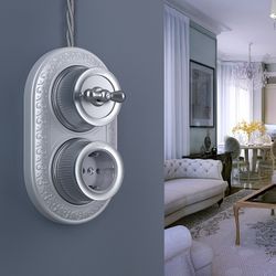 Розетка с заземлением и со шторками Werkel Ретро (матовый хром) WL19-10-02