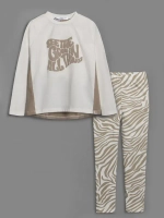 Бежевый костюм для девочки на осень