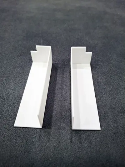Угол наружный для плинтуса 58*10 мм (2 шт.)