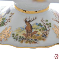 Блюдо квадратное на ножке Queen's Crown Охота красная 32*32 см