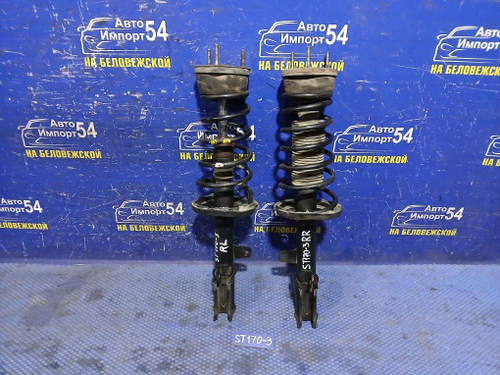 Стойка задняя левая TOYOTA CORONA 1990