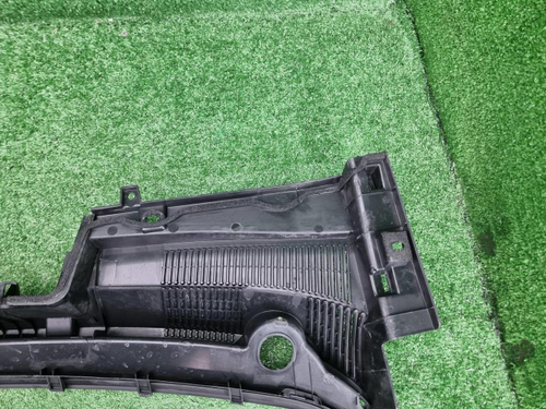 Жабо Geely Coolray (2019-2024)