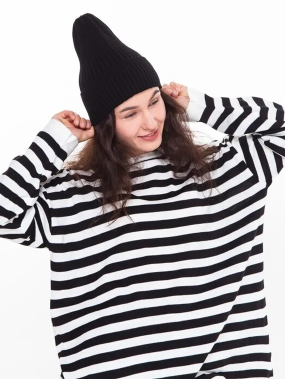 Шапка женская зимняя, цвет чёрный, размер 52-56