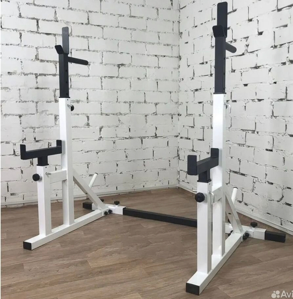 Стойки для штанги со страховочными упорами белые