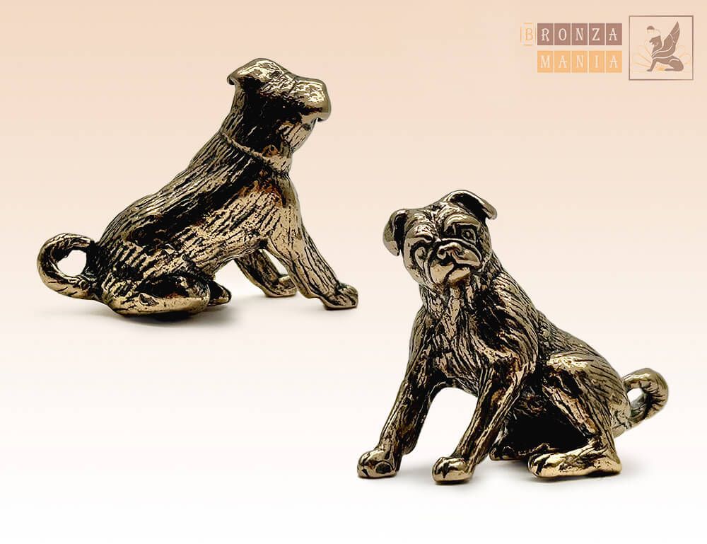 фигурка Собака Мопс сидит