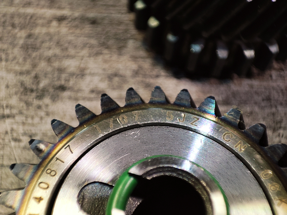 Шестерня промежуточная  VAG 1.8 - 2.0 FSI