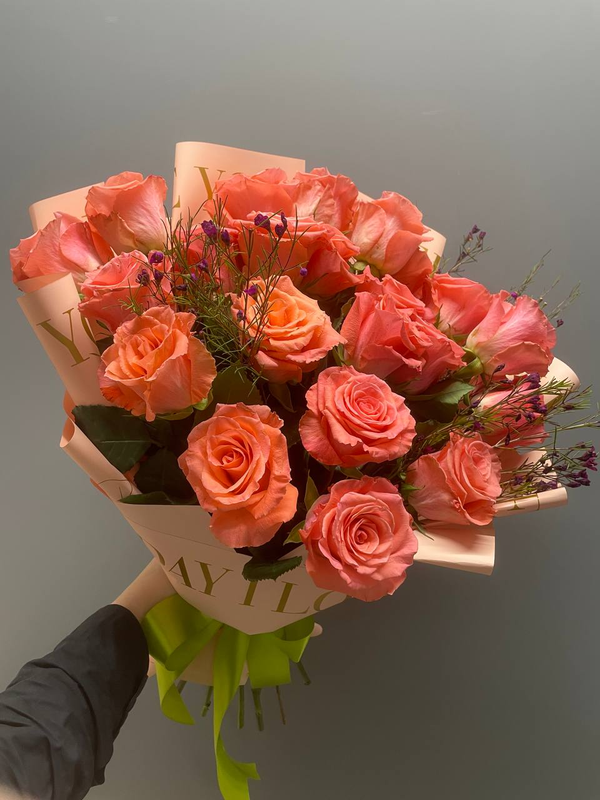 Букет роз 40 см "Амстердам" Букет роз 40 см "Амстердам"