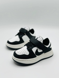 Детские кроссовки на липучках Nike Air Jordan Kids