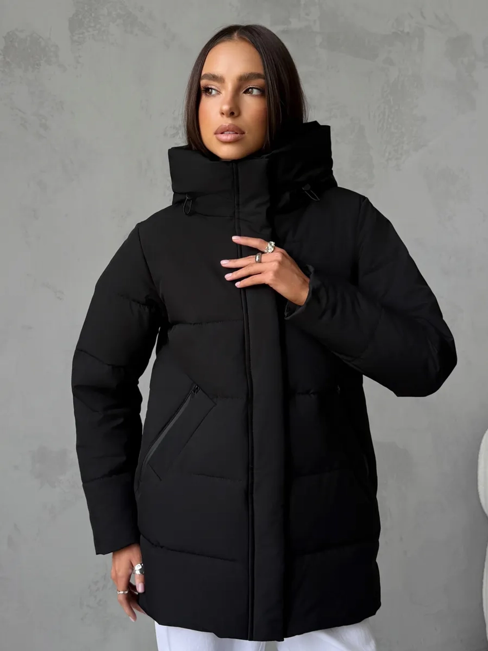 Куртка демисезонная с капюшоном