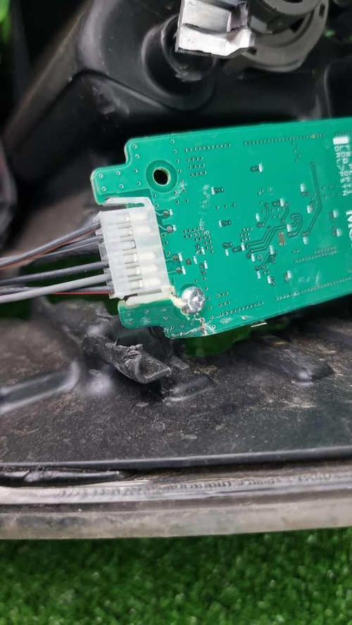 Битая Фара правая Kia Rio 4 FB (2020-2022) галоген