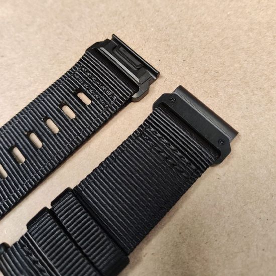 Ремешок тактический Tactix 26 мм. для Garmin Fenix 7x / 6x / 5x / 3, Enduro 2 / Tactix 7, Tactix Delta нейлоновый быстросъемный на застежке (Черный/черная застежка)