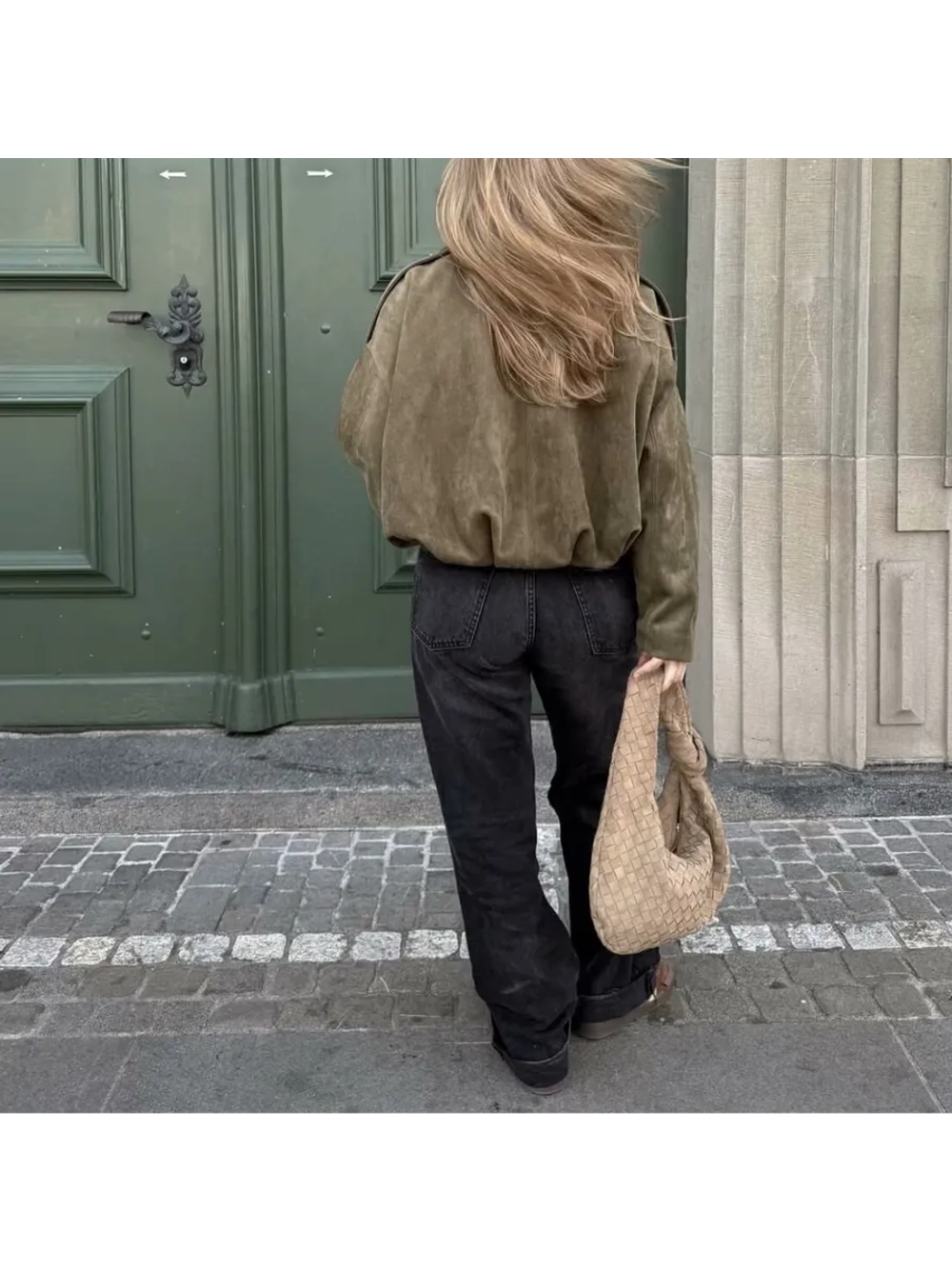 Куртка-бомбер оверсайз