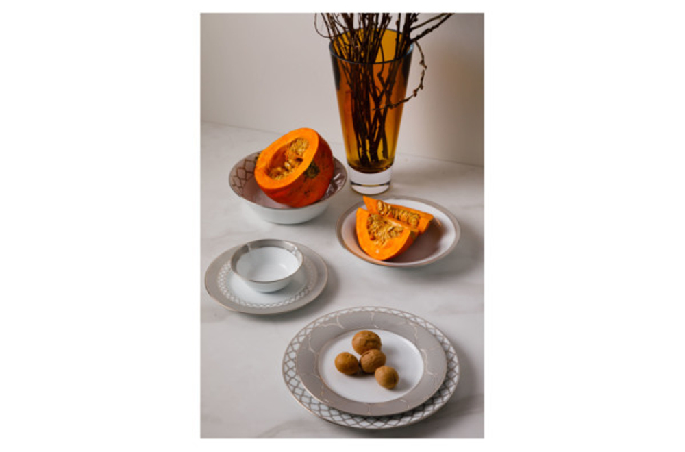 Тарелка суповая 23см Noritake Царский дворец с платиновым кантом