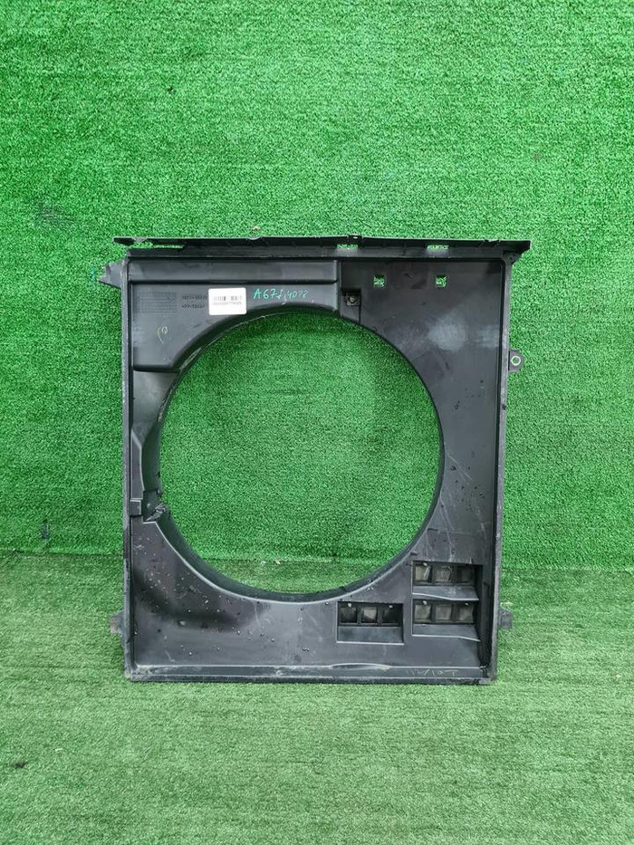 Диффузор вентилятора Toyota LC Prado 150 (2009-нв)