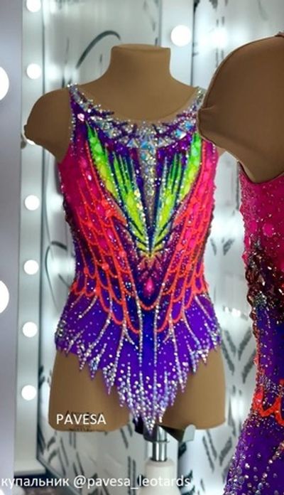 Leotard for rhythmic gymnastics