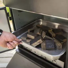 Коптильня угольная Broil King Smoke