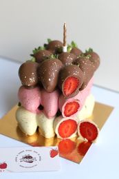 Торт из клубники в шоколаде