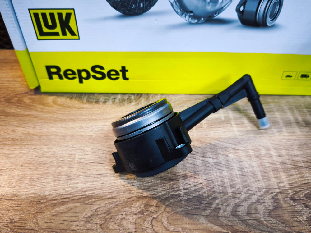 Комплект сцепления с выжимным  LUK VAG GEN2 1.8 -2.0 TDI TSI