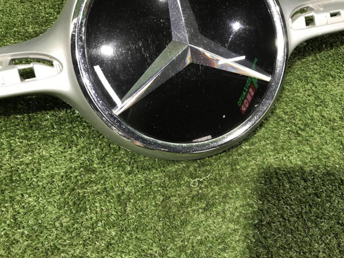 Накладка решетки радиатора Mercedes CLS W218 C218 (2014-2017)
