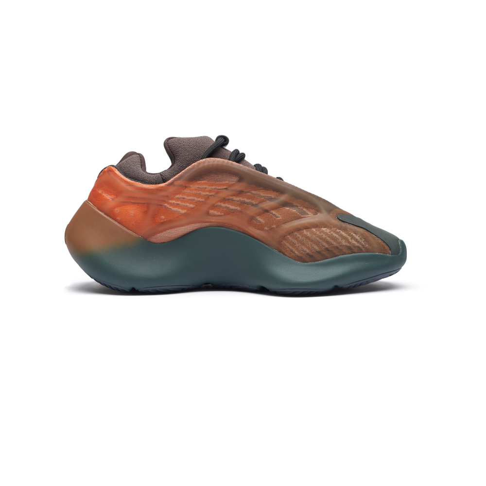 Кроссовки Adidas Yeezy Boost 700 V3 "Copper Fade"