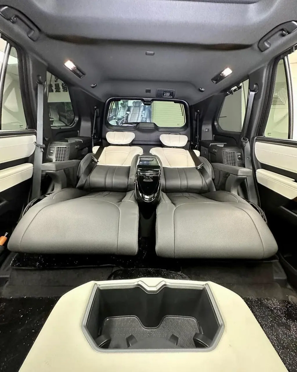 Сиденья капитанские кресла для Toyota Sequoia 2022-2024+ Тойота Секвойя Капитанские сидение VIP декор