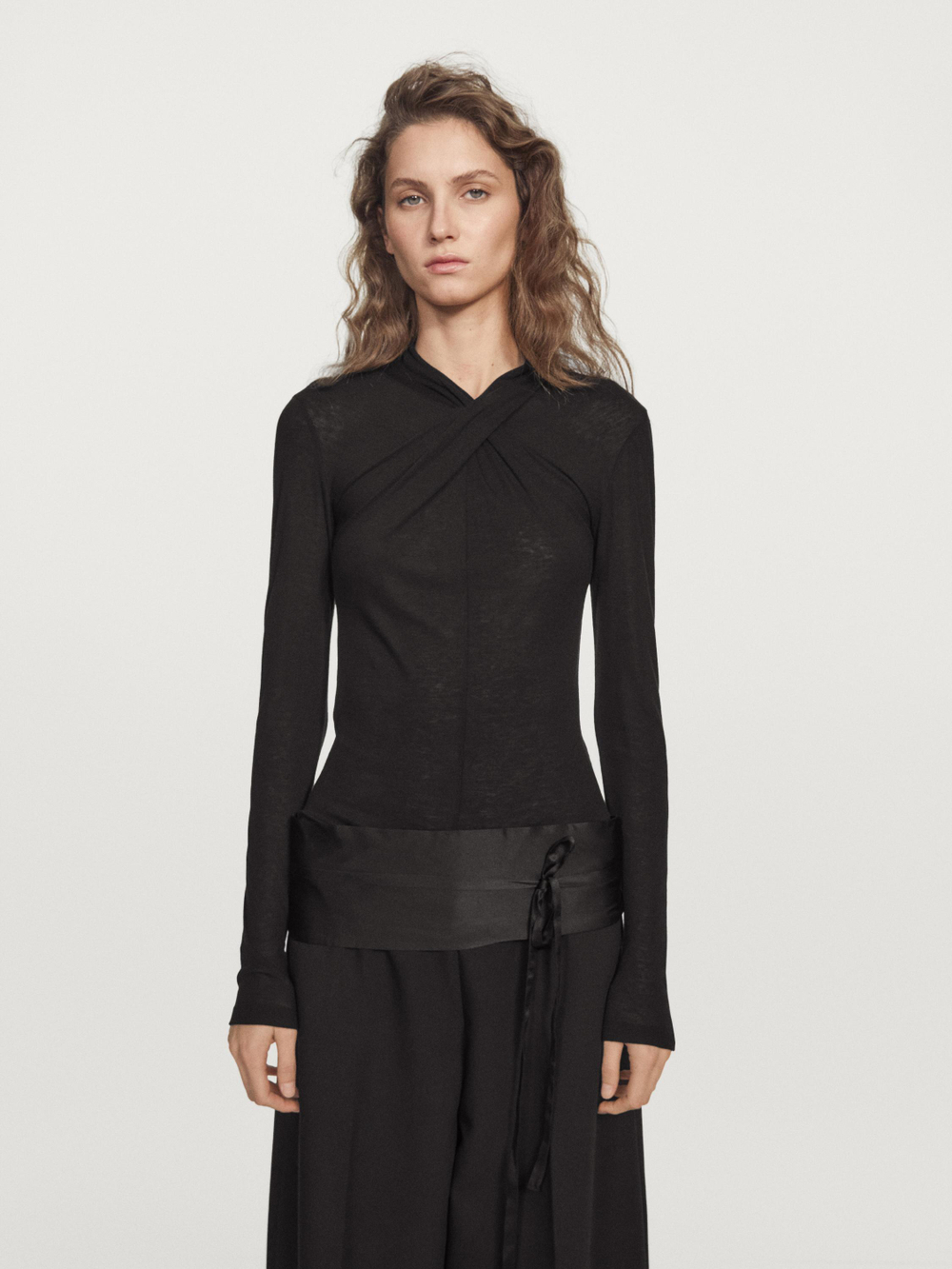 Massimo Dutti Топ внахлест из лиоцелла и шерсти, черный