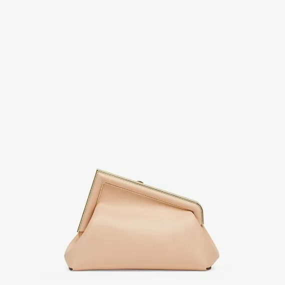 Сумка Fendi Fendi First маленькая кремовый