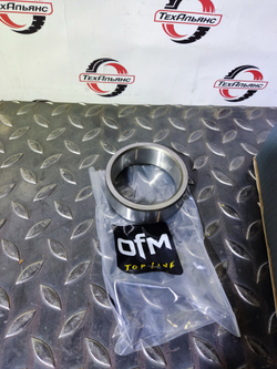 Втулка 9W-0330