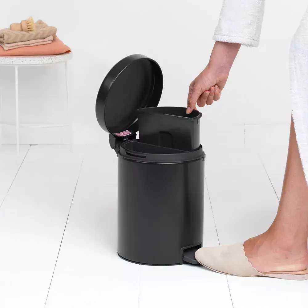 Brabantia - Контейнер для мусора NewIcon 2x2л черный / артикул   280405  / GTIN 8710755280405