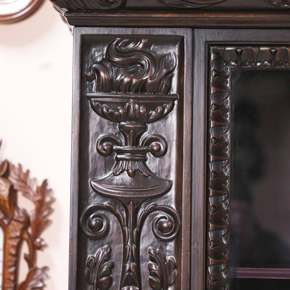 Шкаф для кабинета