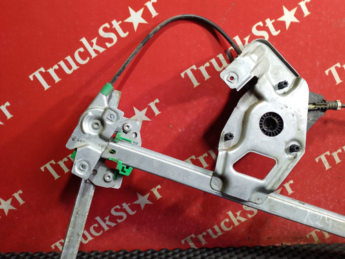 Стеклоподъемник правый 2018г.