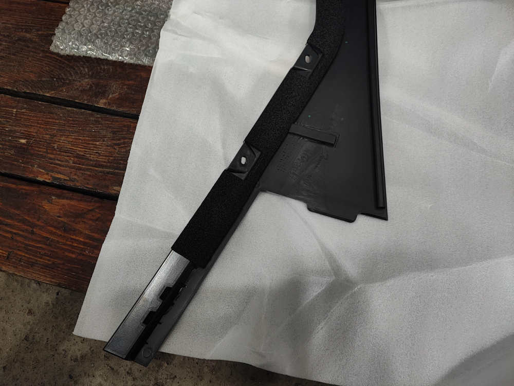 Накладка двери задней правой Haval Jolion 21-нв Новая Оригинал 6201340XST01A