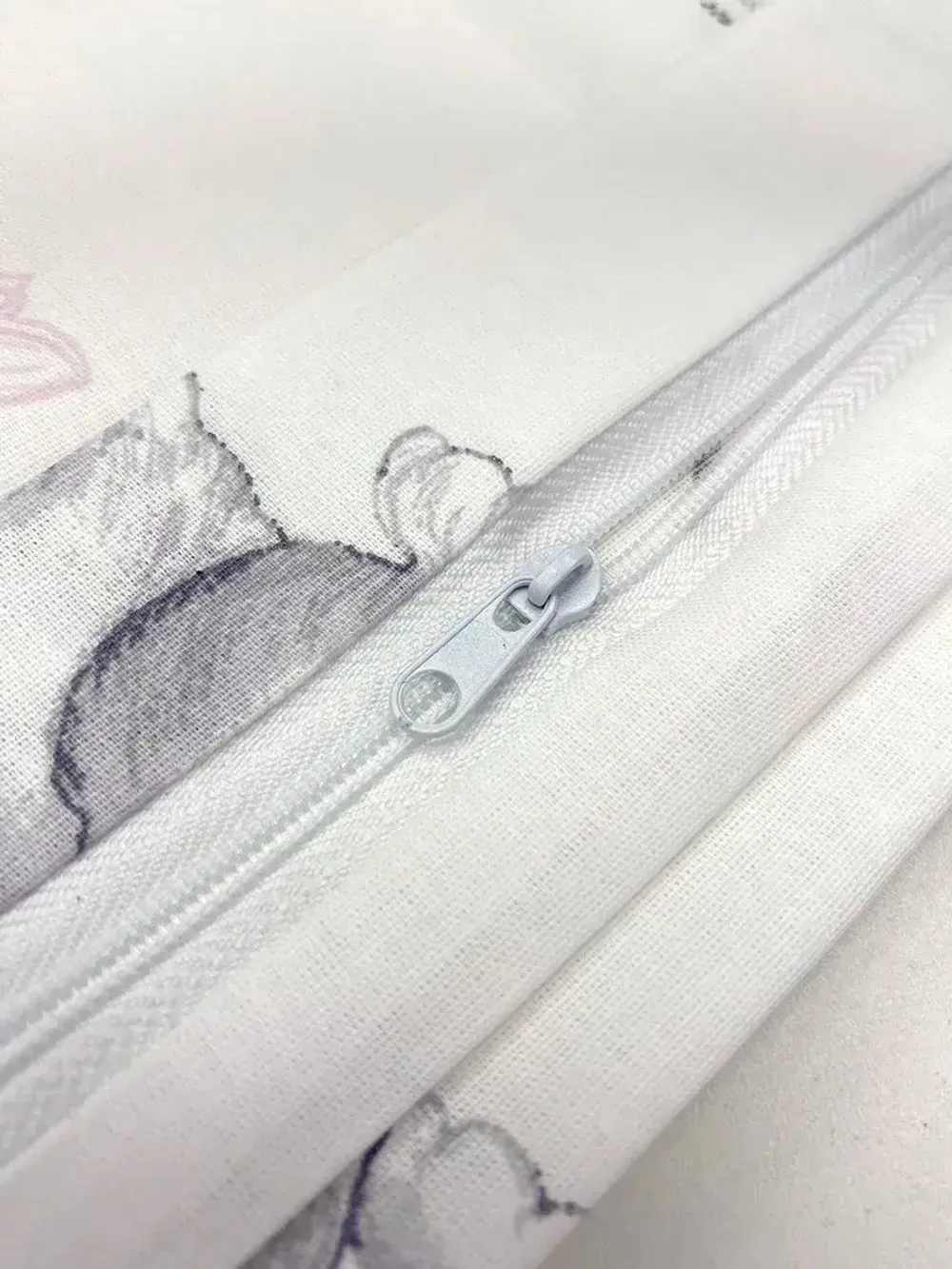 Наволочка комплект 2шт поплин Сказка "Кролики" 40х40 см на молнии