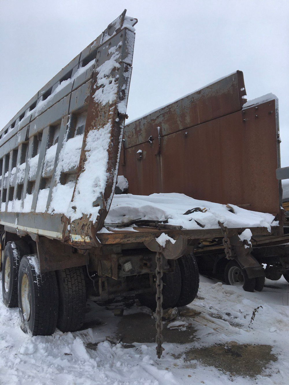 Shacman (Shaanxi) SX* 8x4 Самосвал SX33186T366T (Газ, 11,6 л, 375 л.с., МТ)