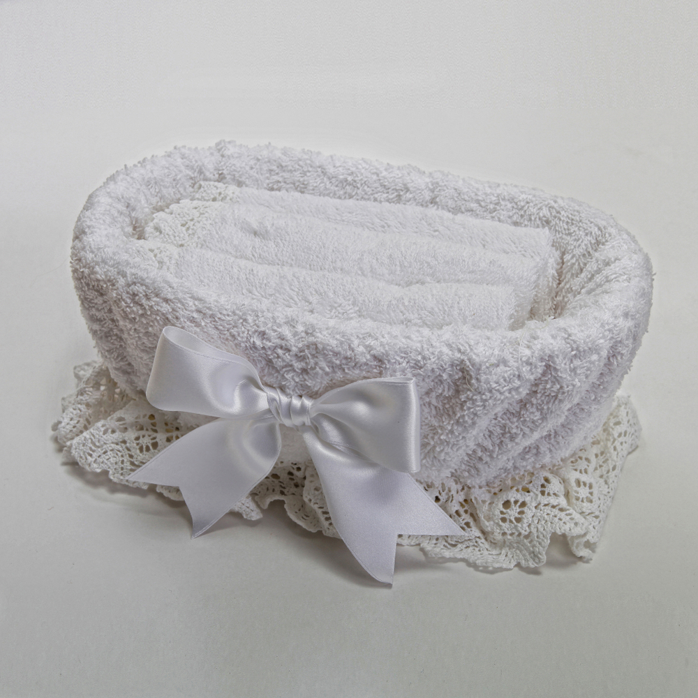 Подарочный набор махровых полотенец и корзинка Rombetti белый от Old Florence