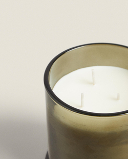 Zara Home Свеча ароматическая Basilicum 500 г, растительный воск, аромат свежий цитрусовый, Горчичный