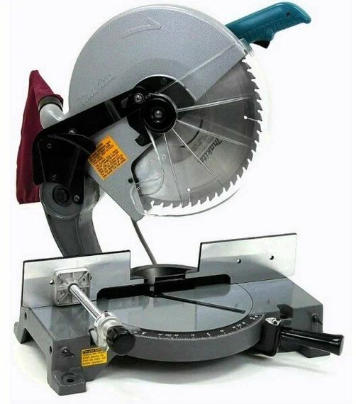 Торцовочная пила Makita LS1440