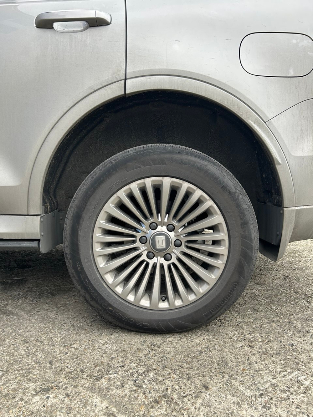 TANK 500 3.0T AT 4WD Premium