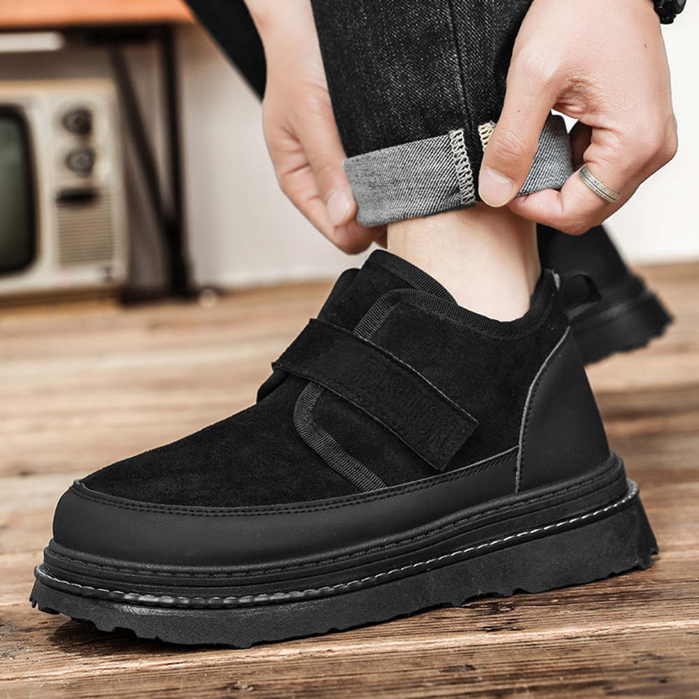 CHENGSHILUOTUO Trendy Insulated Shoes Men"s