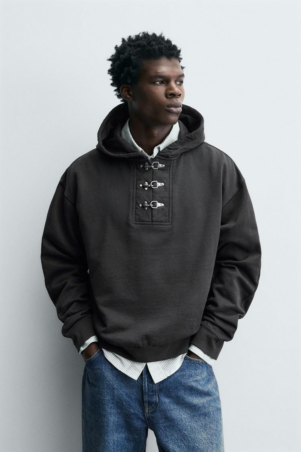 ZARA ХУДИ С КАПЮШОНОМ И НАВЕСНЫМИ ПЕТЛЯМИ, СЕРЫЙ