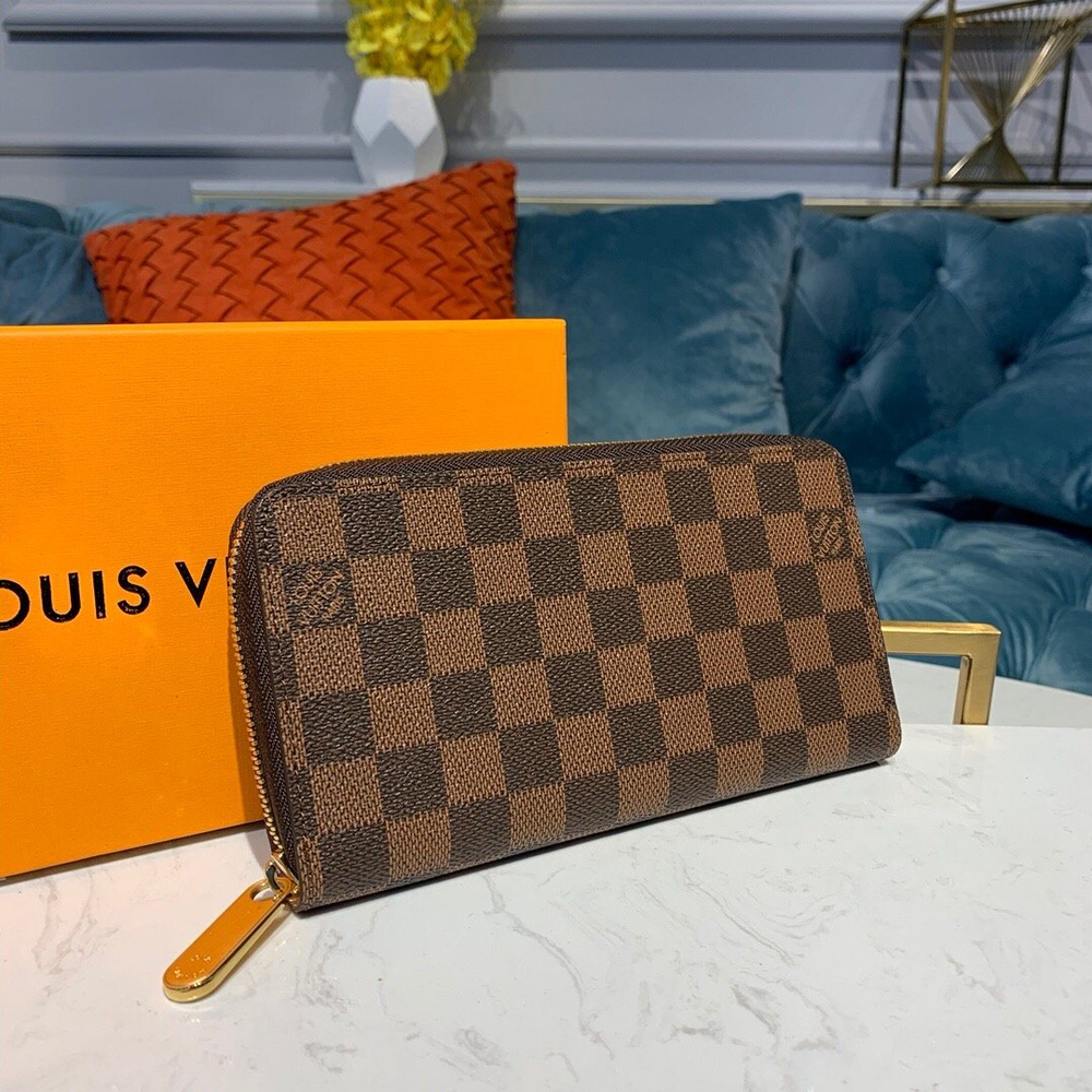 Louis Vuitton Zippy Wallet